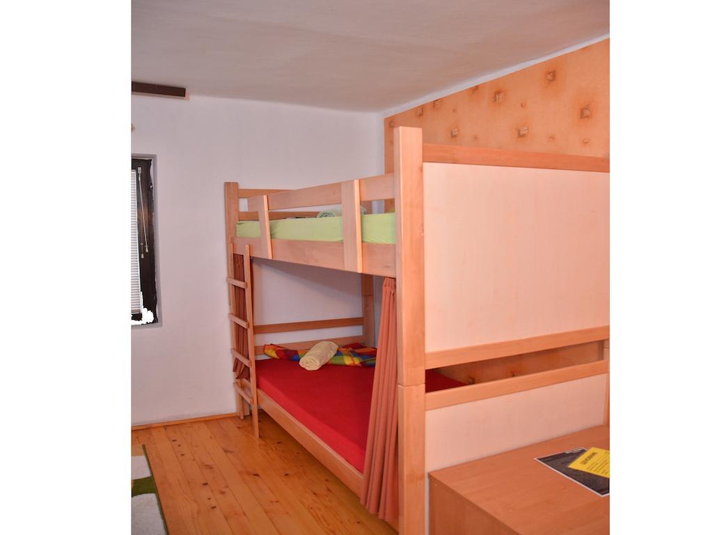 Hostel Kalonis Skopje Room photo